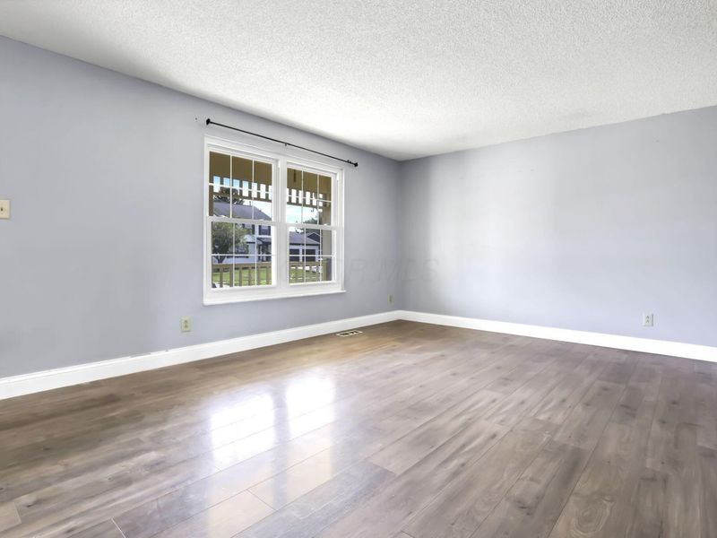 5892 Snowdrop Avenue, Galloway, OH 43119 Photo 7