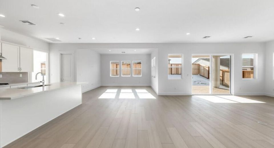 460 Hutchinson Drive, Unit Willows 10, Sparks, NV 89441 Photo