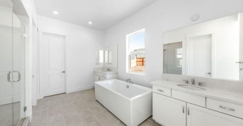 460 Hutchinson Drive, Unit Willows 10, Sparks, NV 89441 Photo