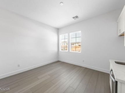460 Hutchinson Drive, Unit Willows 10, Sparks, NV 89441 Photo