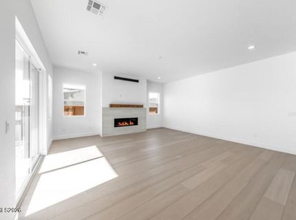 460 Hutchinson Drive, Unit Willows 10, Sparks, NV 89441 Photo