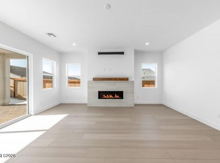 460 Hutchinson Drive, Unit Willows 10, Sparks, NV 89441 Photo