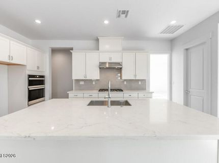 460 Hutchinson Drive, Unit Willows 10, Sparks, NV 89441 Photo