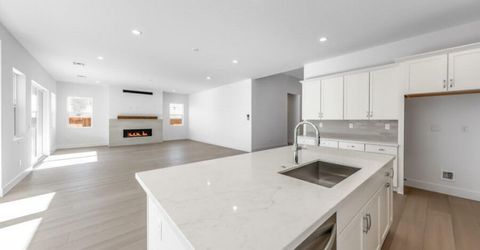 460 Hutchinson Drive, Unit Willows 10, Sparks, NV 89441 Photo