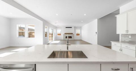 460 Hutchinson Drive, Unit Willows 10, Sparks, NV 89441 Photo