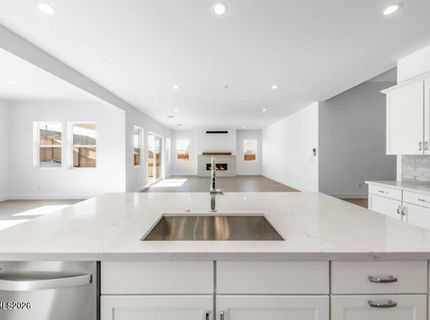 460 Hutchinson Drive, Unit Willows 10, Sparks, NV 89441 Photo