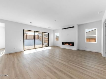 460 Hutchinson Drive, Unit Willows 10, Sparks, NV 89441 Photo