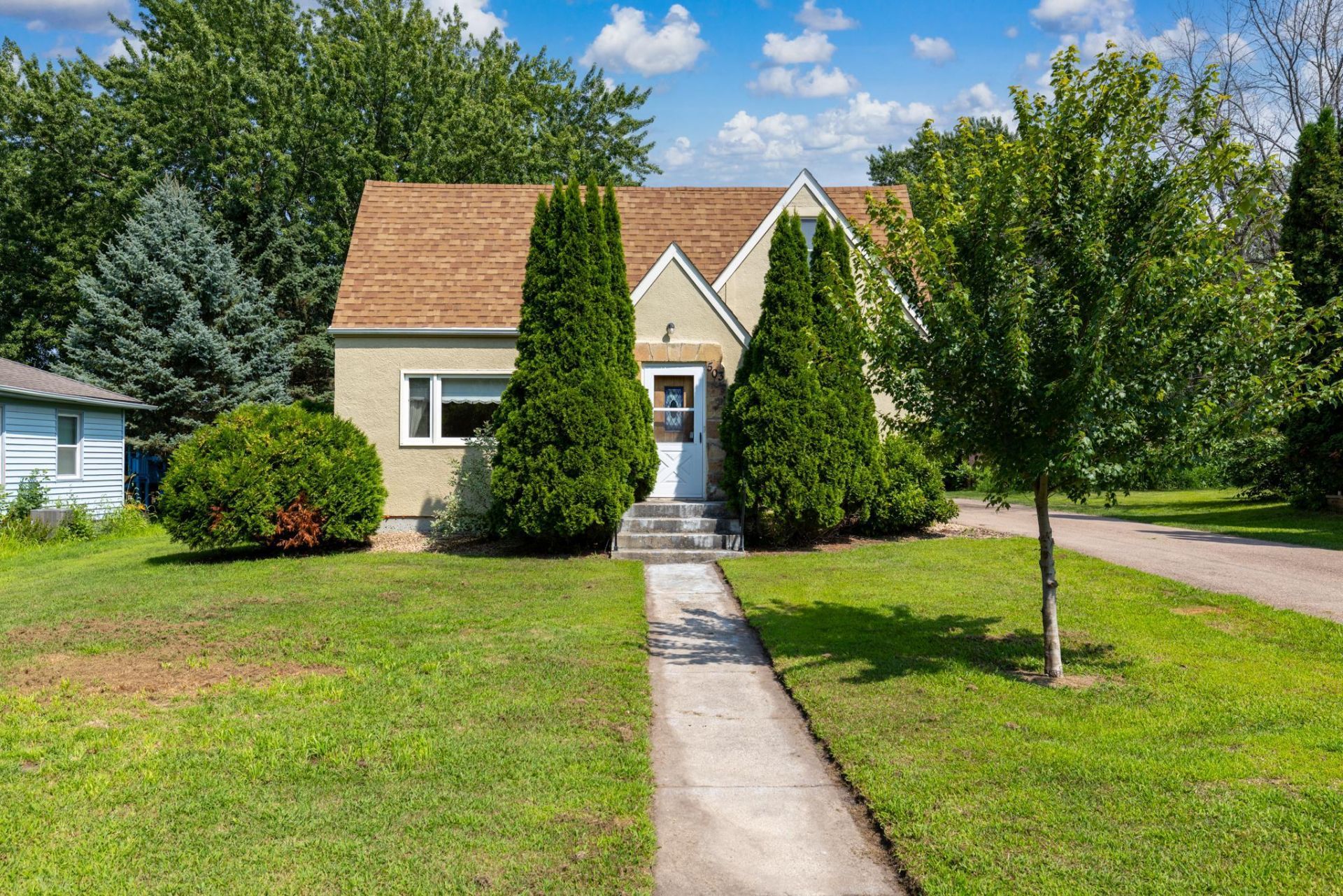 503 N Elm Street, Belle Plaine, MN 56011 Main Photo