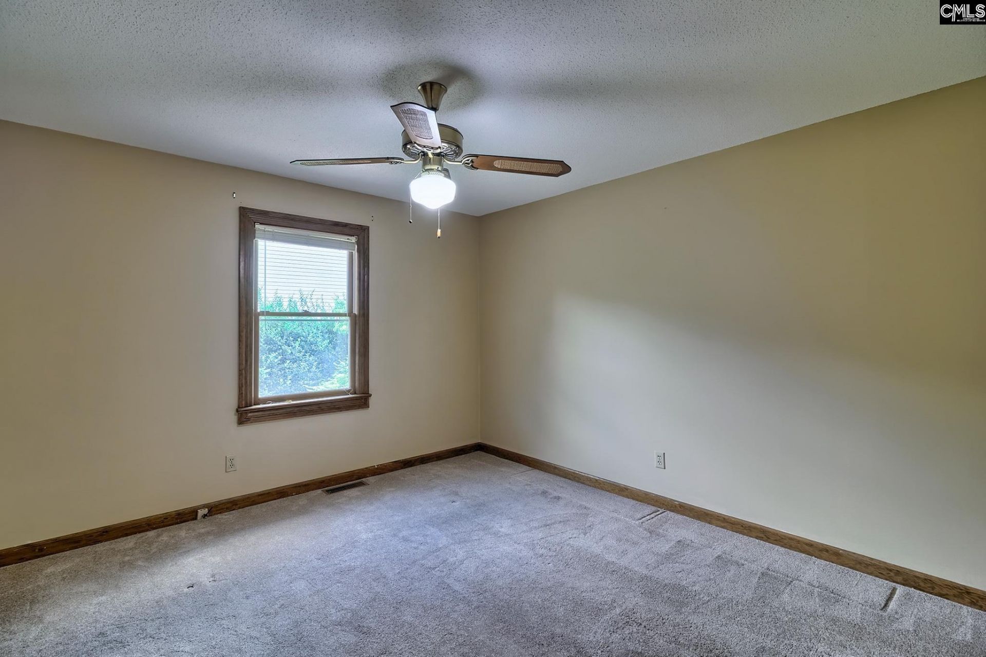109 Kerryton Road Photo 33