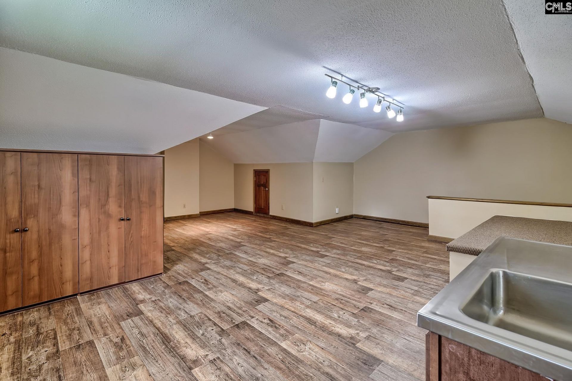 109 Kerryton Road Photo 40