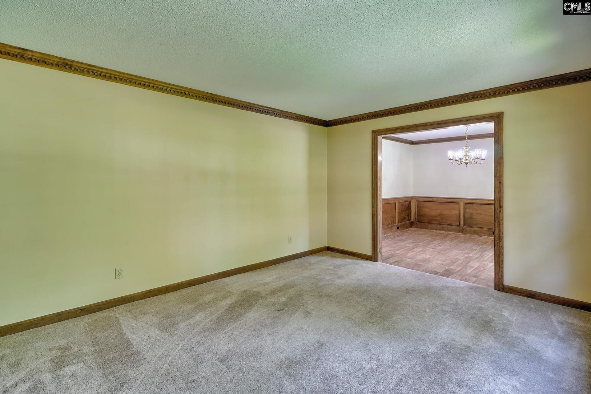 109 Kerryton Road Photo 9