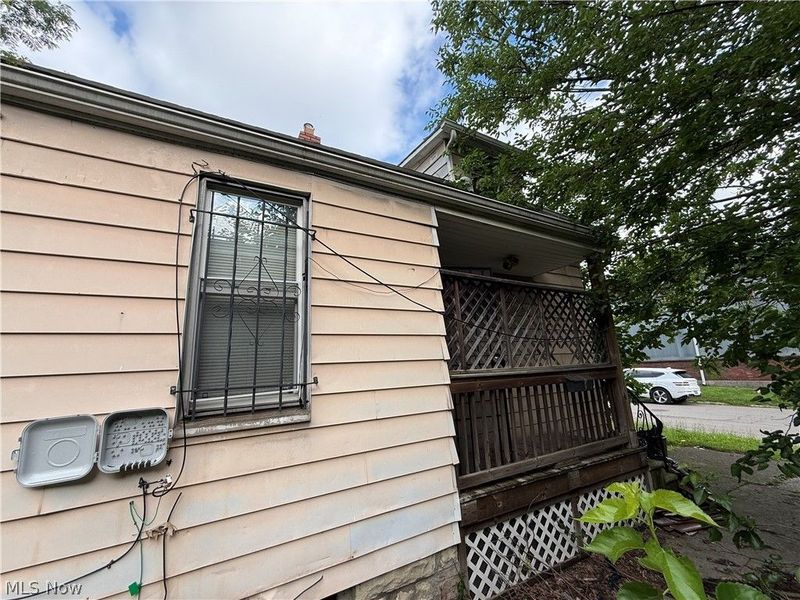 6902 Morgan Avenue, Cleveland, OH 44127 Photo 4