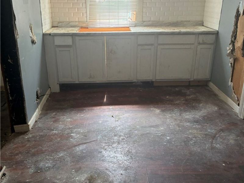 6902 Morgan Avenue, Cleveland, OH 44127 Photo 8