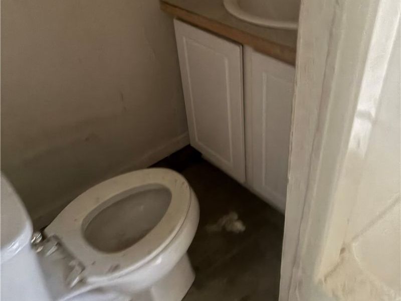 6902 Morgan Avenue, Cleveland, OH 44127 Photo 9