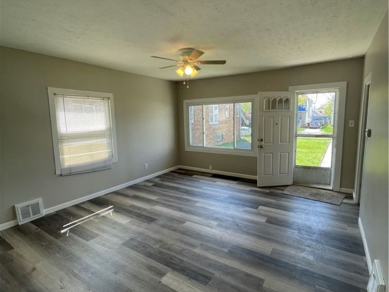 3761 W 135th Street , Cleveland, OH 44111 Photo 2