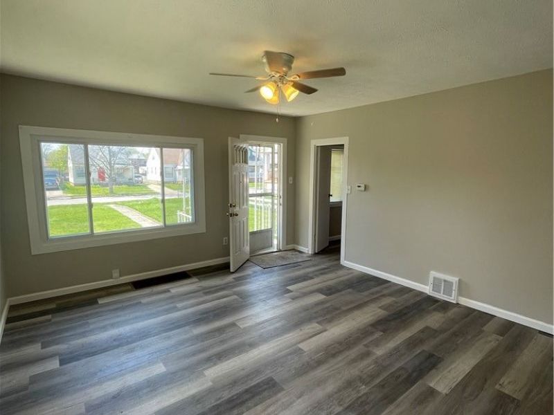 3761 W 135th Street , Cleveland, OH 44111 Photo 3