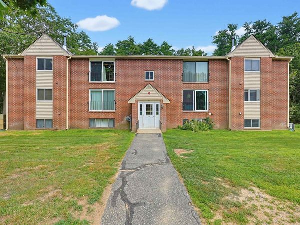 6 Brookside Drive, Unit 2, Exeter, NH 03833