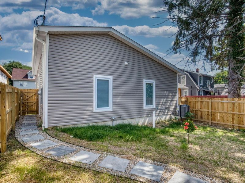 1599 Kohr Place, Columbus, OH 43211 Photo 32