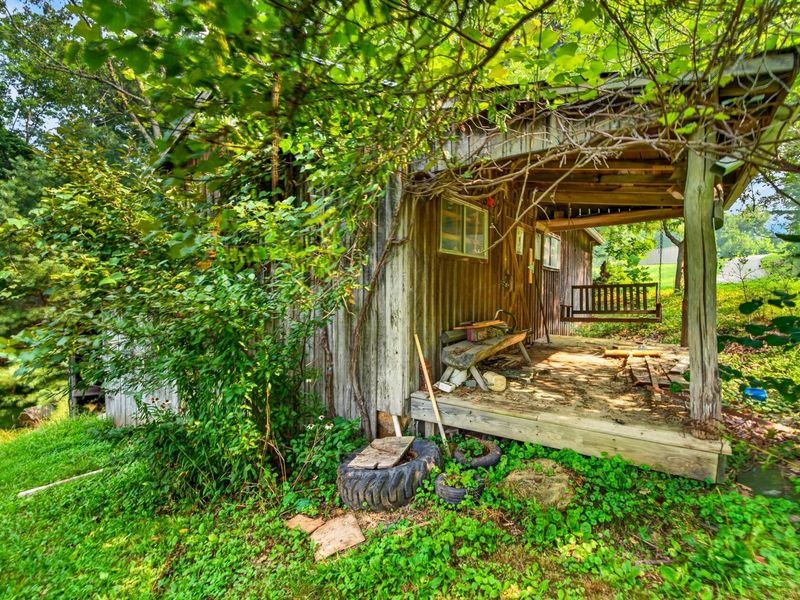 33791 State Route 683, McArthur, OH 45651 Photo 6