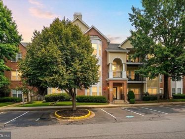 4142 FOUNTAINSIDE LANE, Unit E102, FAIRFAX, VA 22030