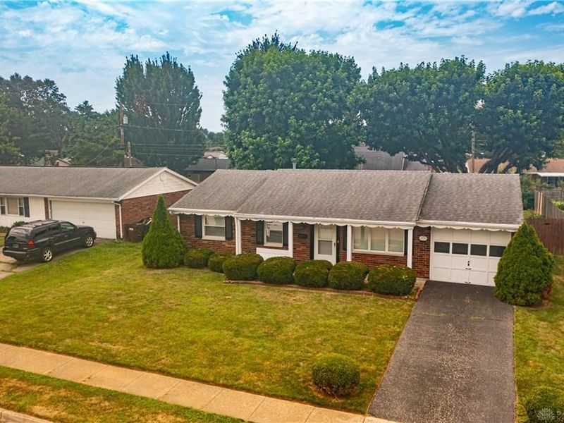 2830 Wyoming Drive, Xenia, OH 45385 Photo 2