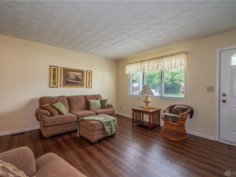 2830 Wyoming Drive, Xenia, OH 45385 Photo 5