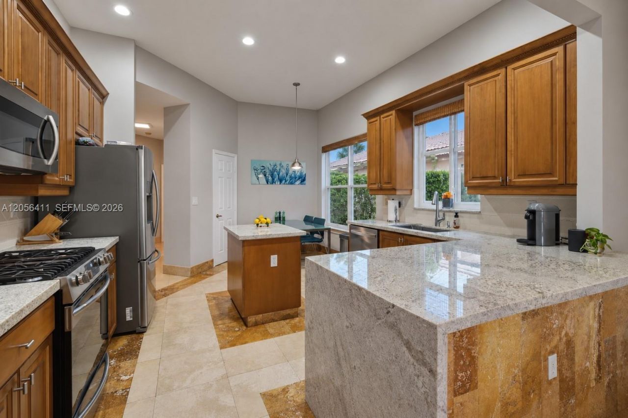 1032 NW 139th Ter , Pembroke Pines, FL 33028 Photo