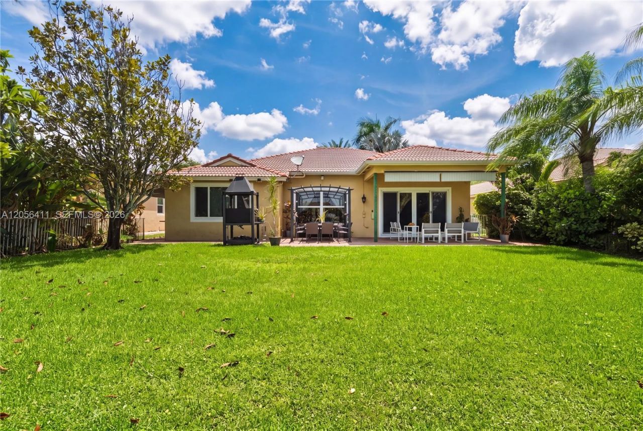 1032 NW 139th Ter , Pembroke Pines, FL 33028 Photo