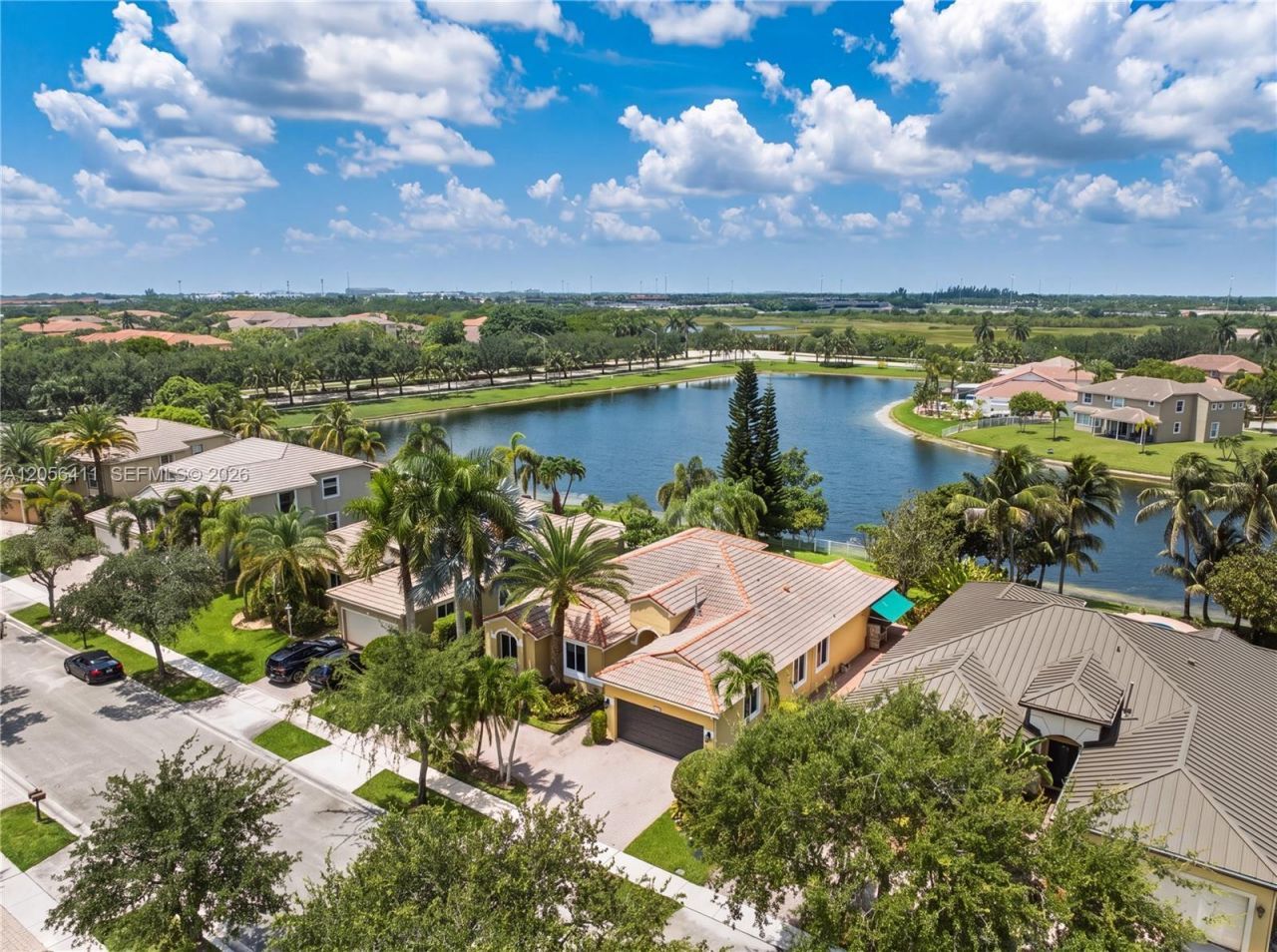1032 NW 139th Ter , Pembroke Pines, FL 33028 Photo