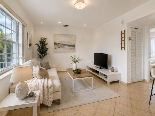 345 Michigan Ave , Unit 19, Miami Beach, FL 33139