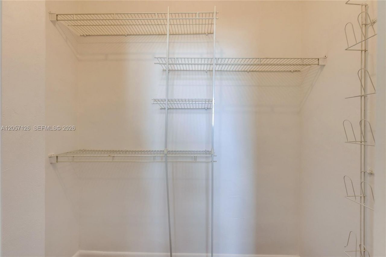 1300 Lincoln Rd, Unit B802, Miami Beach, FL 33139 Photo