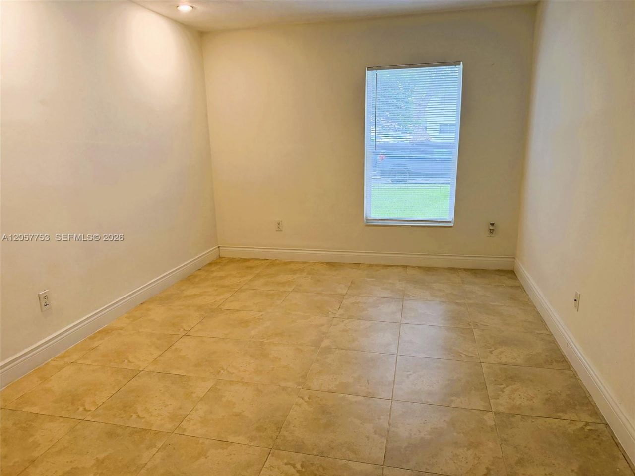 7483 SW 82nd St , Unit A102, Miami, FL 33143 Photo