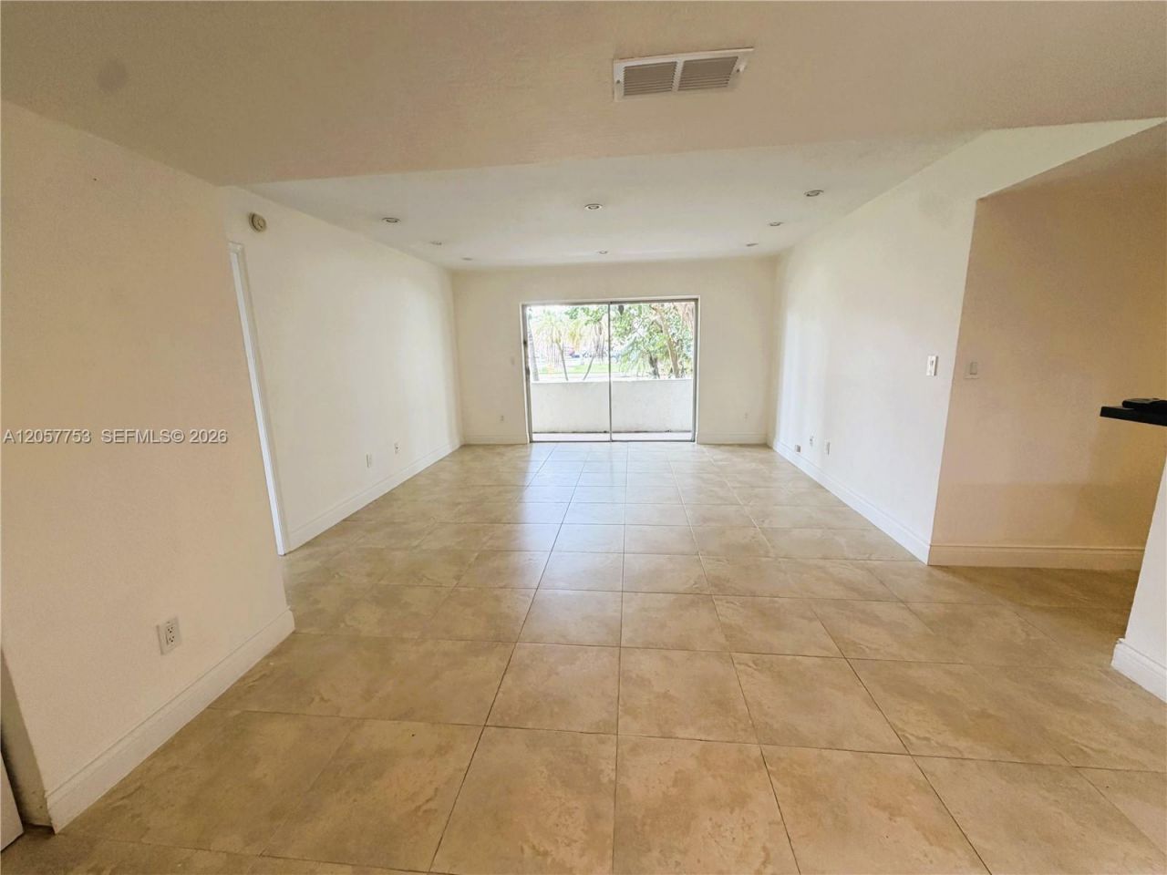 7483 SW 82nd St , Unit A102, Miami, FL 33143 Photo