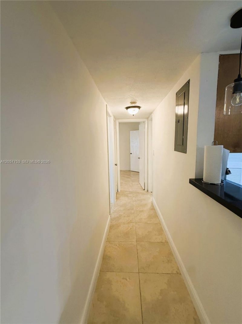 7483 SW 82nd St , Unit A102, Miami, FL 33143 Photo