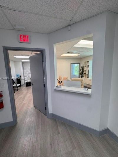 12600 Pembroke Rd , Unit 302, Miramar, FL 33027 Photo