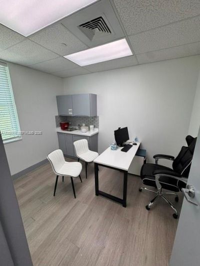 12600 Pembroke Rd , Unit 302, Miramar, FL 33027 Photo