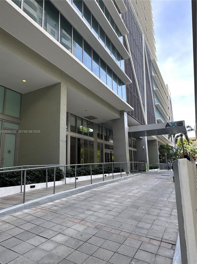1111 SW 1st Ave, Unit 1525-N, Miami, FL 33130 Photo