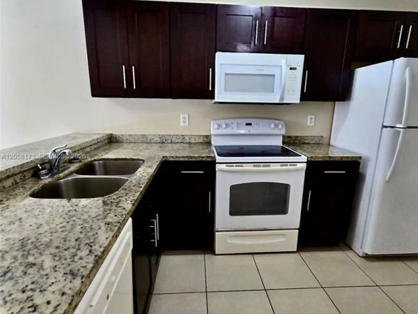3724 NW 115th Ave , Unit 2724, Coral Springs, FL 33065