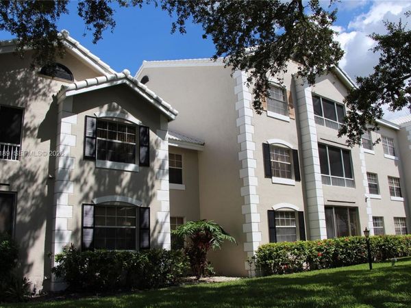 2803 N Oakland Forest Dr , Unit 108, Oakland Park, FL 33309