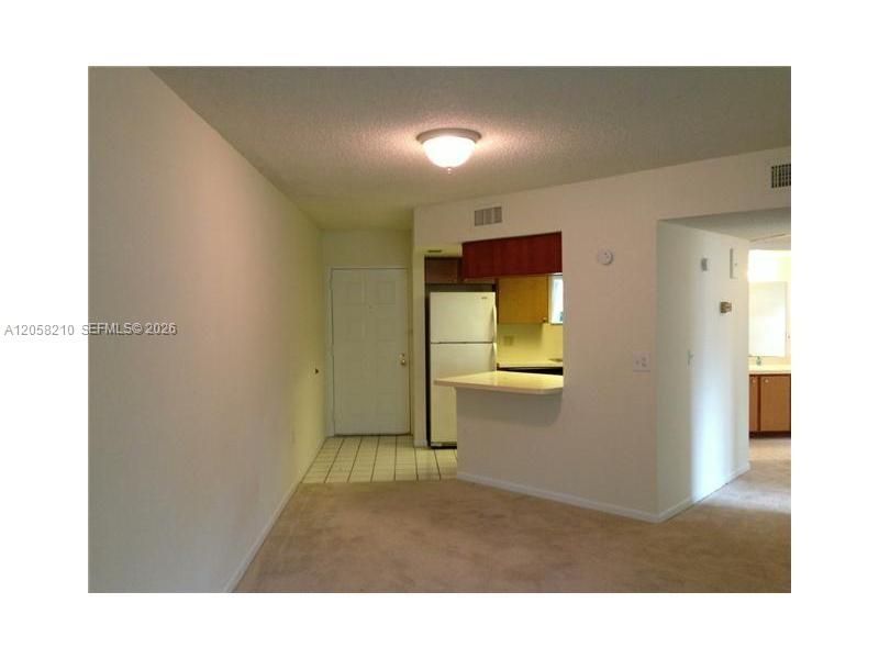 8343 Lake Dr, Unit 101, Doral, FL 33166 Photo