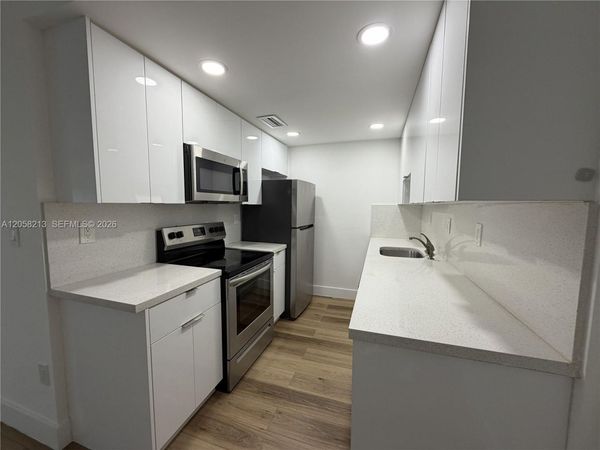 10822 N Kendall Dr , Unit S23, Miami, FL 33176