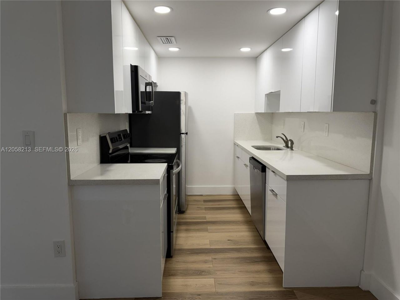 10822 N Kendall Dr, Unit S23, Miami, FL 33176 Photo