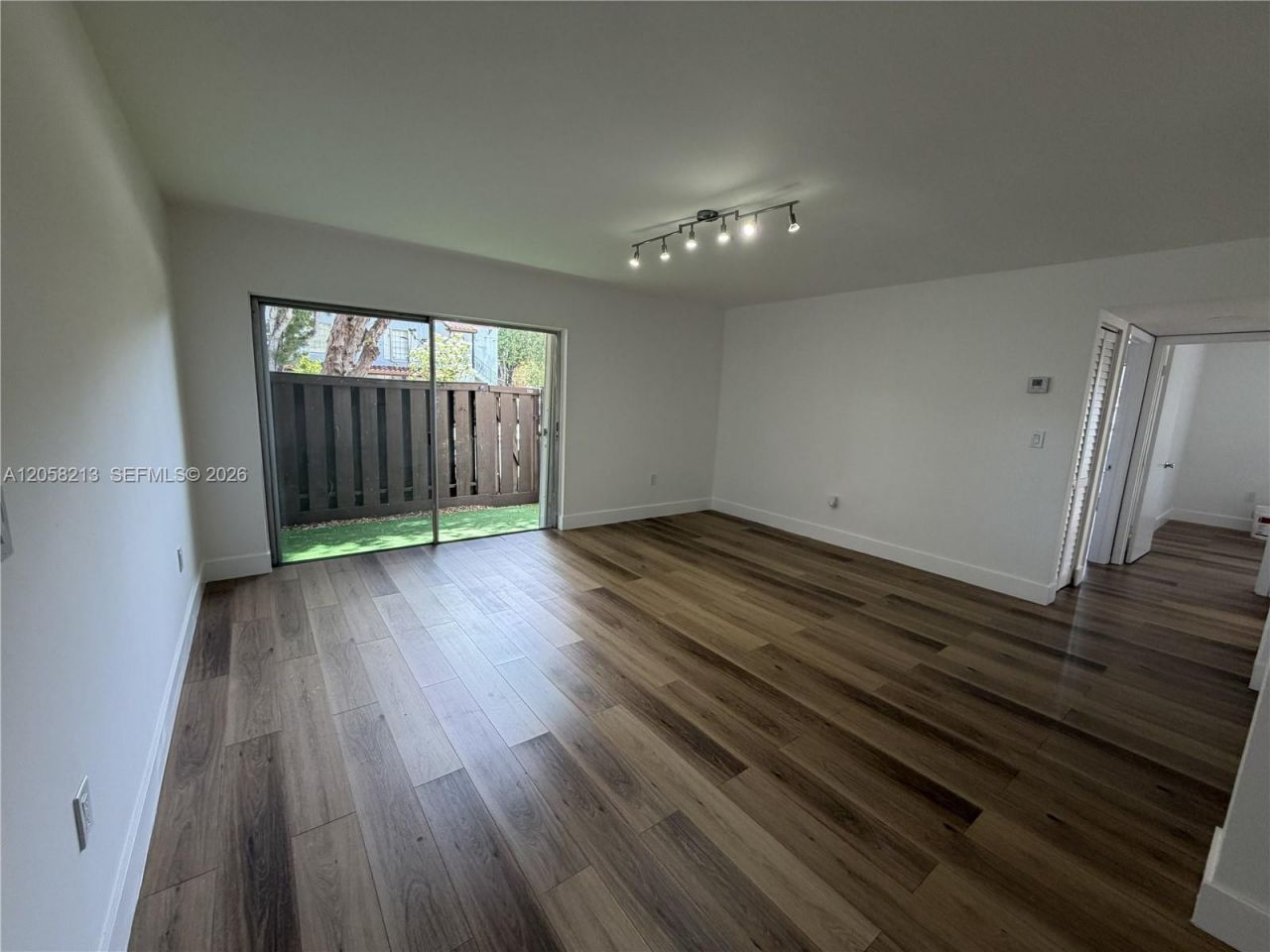10822 N Kendall Dr, Unit S23, Miami, FL 33176 Photo