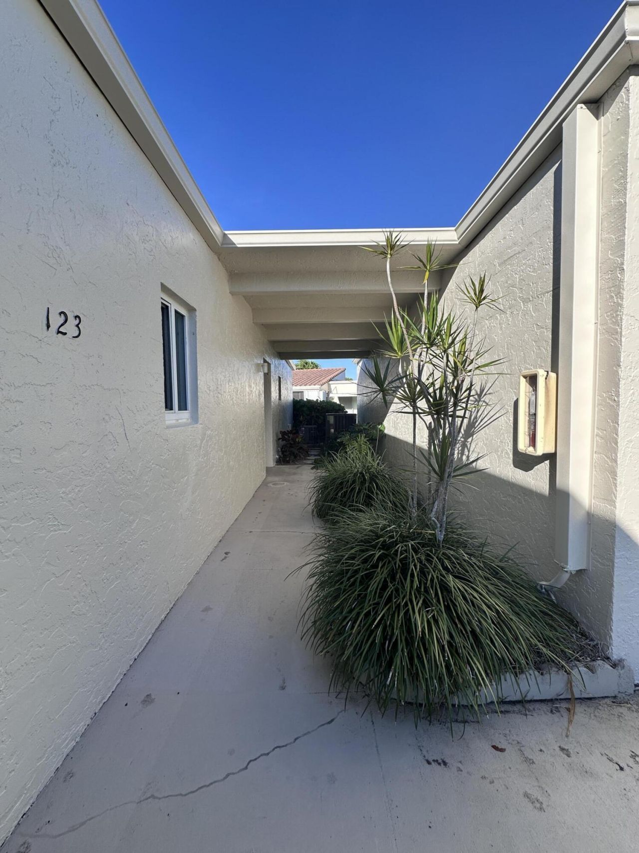 2671 Boundbrook Boulevard, Unit 123, West Palm Beach, FL 33406 Photo