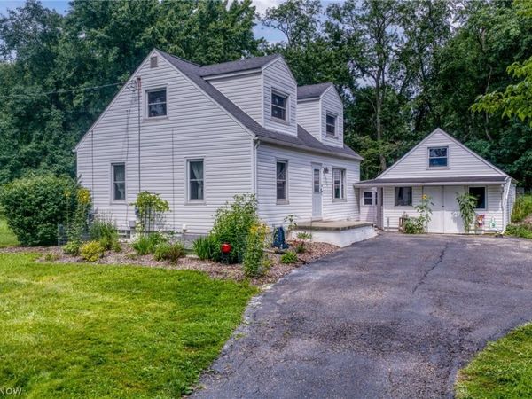 1007 S Munroe Road , Tallmadge, OH 44278