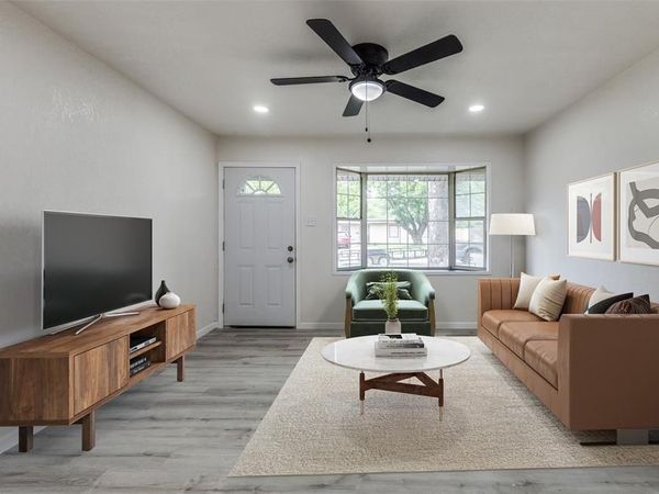 2908 Scottsbluff Drive, Dallas, TX 75228