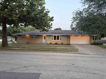 2205 Wyoming Drive Rockford, IL 61108