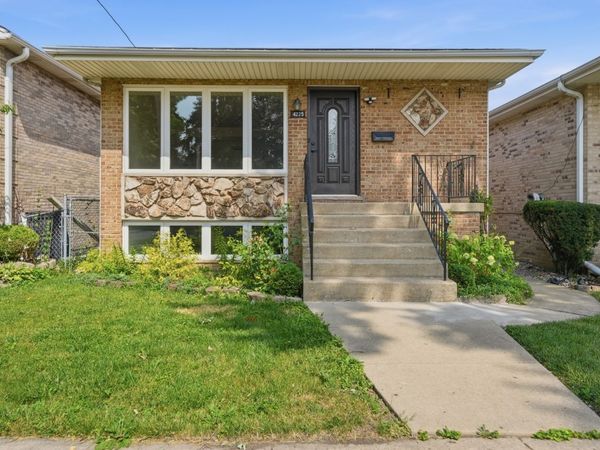 4225 N Newland Avenue , Harwood Heights, IL 60706
