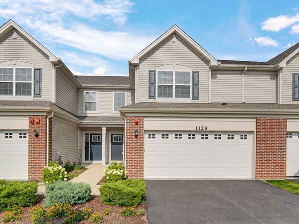 1129 Hawk Hollow Drive , Yorkville, IL 60560