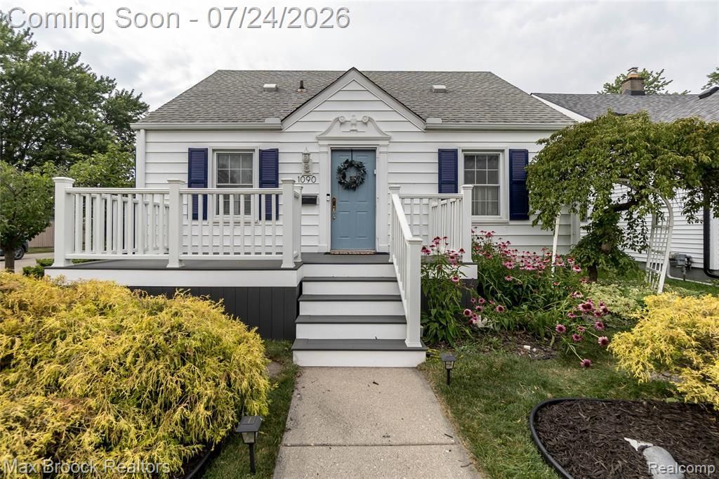 1090 Cambridge Road , Berkley, MI 48072 Main Photo